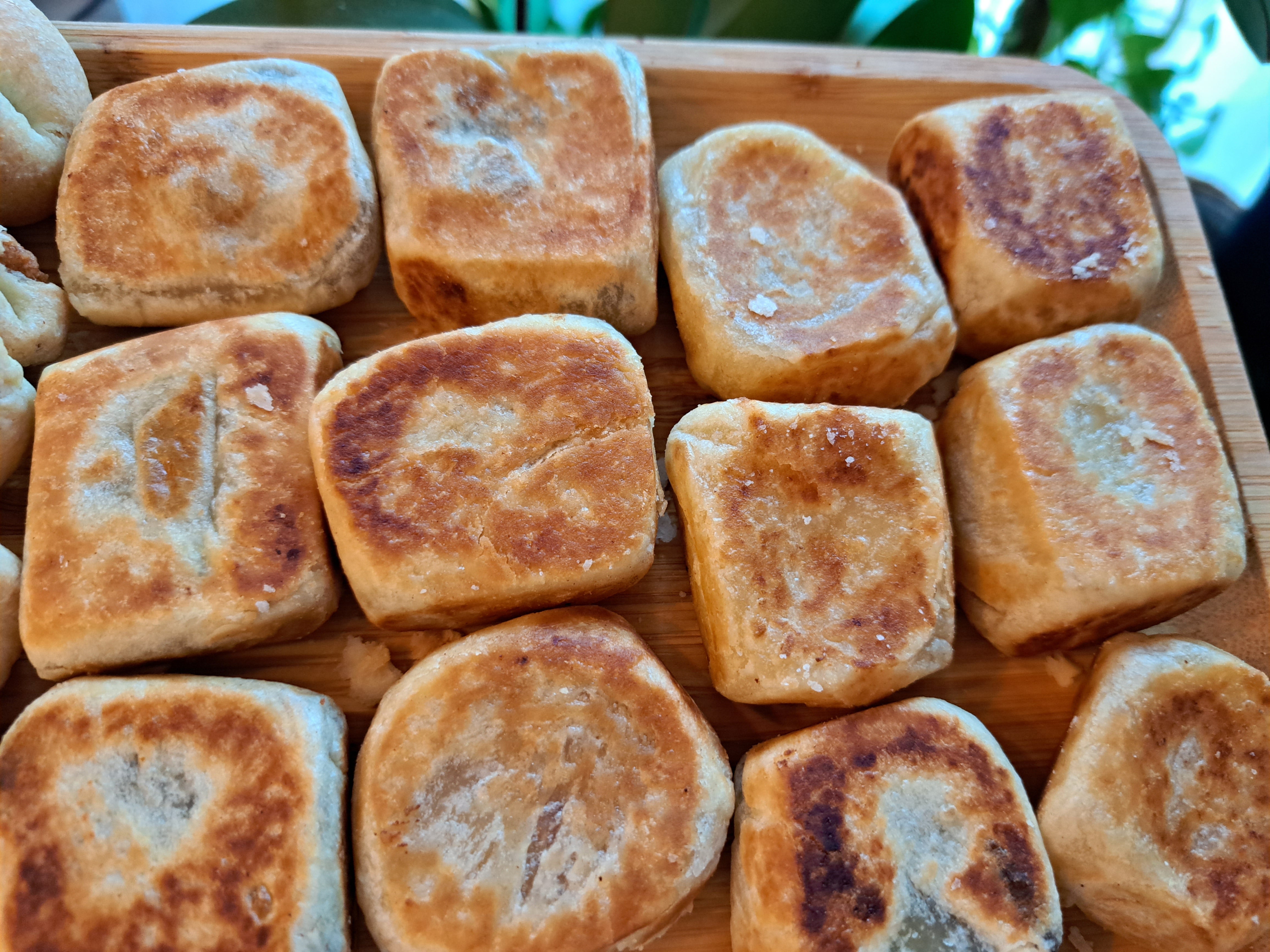 Classic Hopia (Hopia Baboy Imitation)